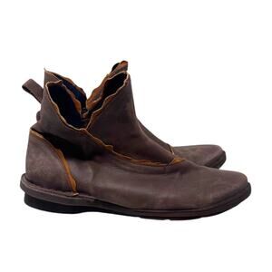 Sergio Tomani woman's leather ankle boots size 40 (US 10)